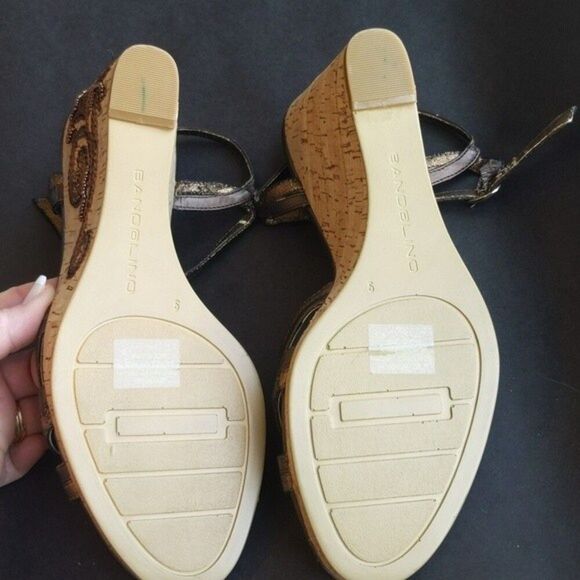 Bandolino wedge sandals with embellished heels - brown & gold - size 9 - Picture 10 of 10